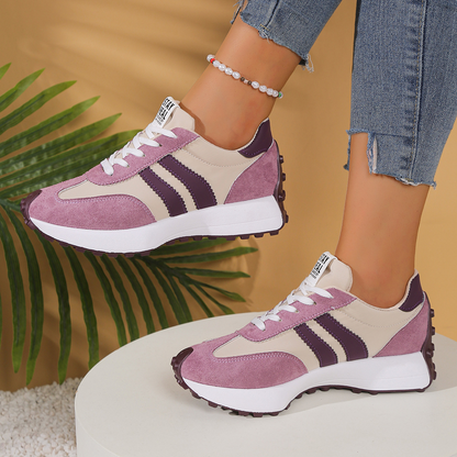Mira Sneakers