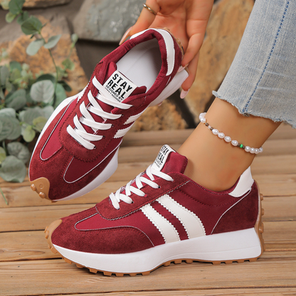 Mira Sneakers