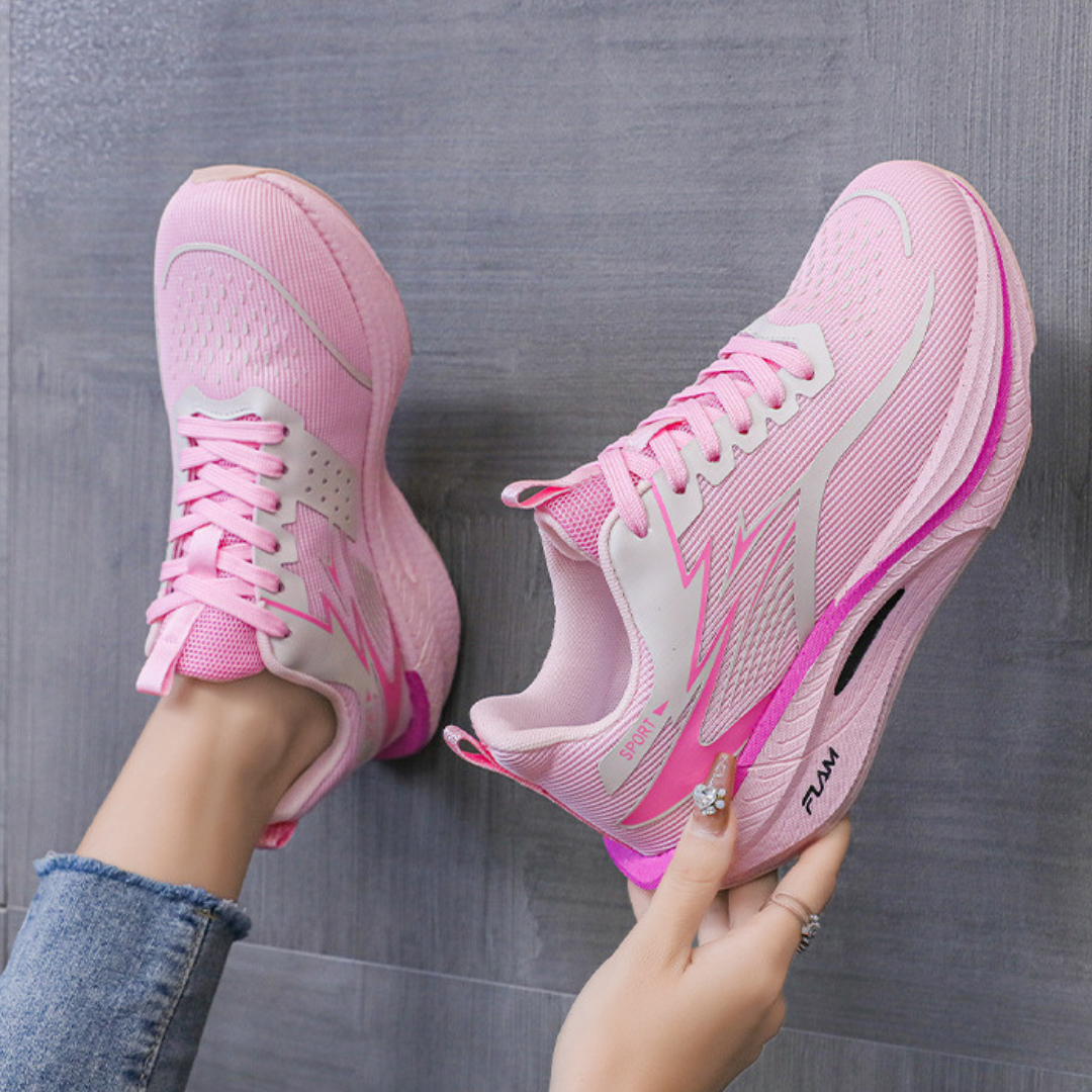 Aria Motion Sneakers