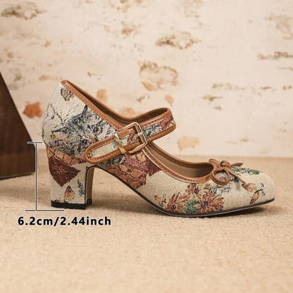 Flora Retro Pumps