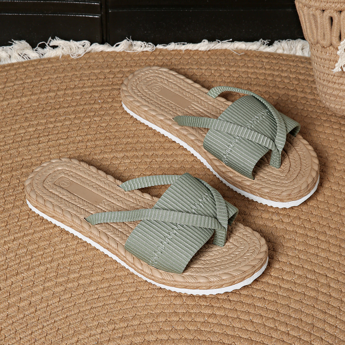 Solena Slides